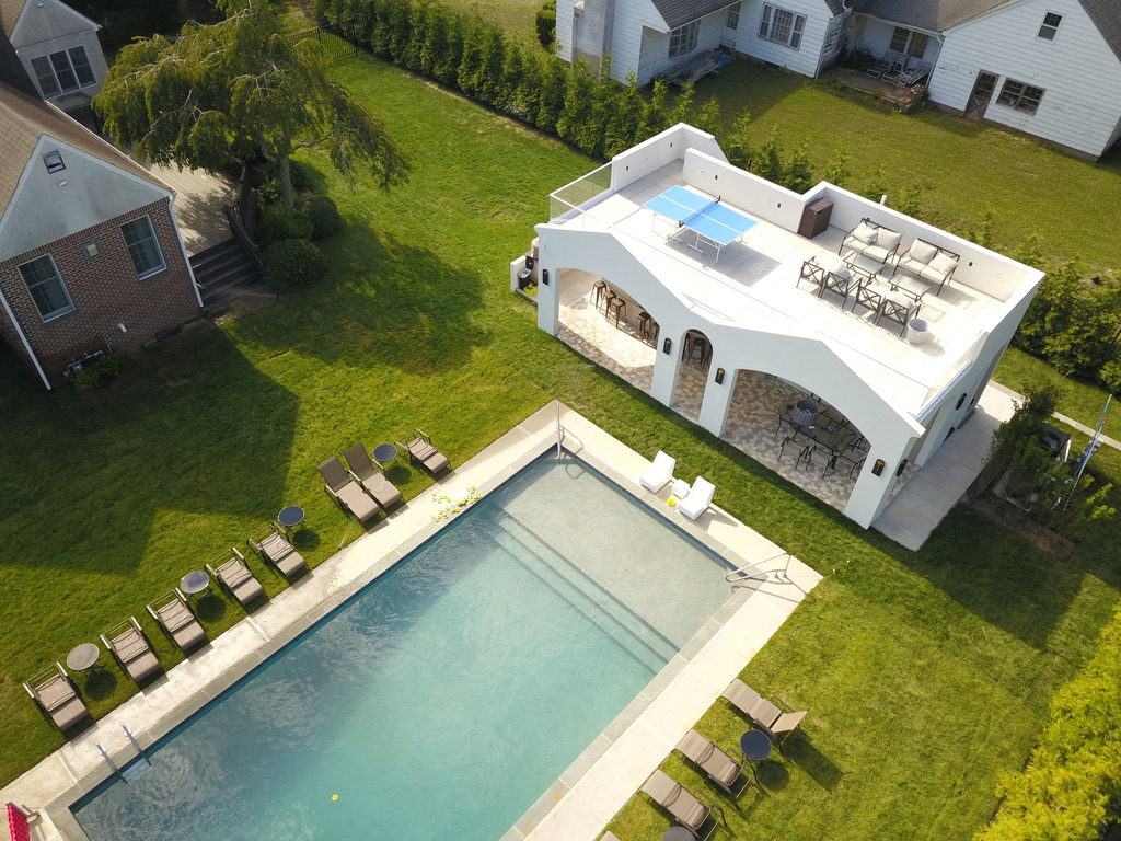 Outdoor Entertainment Area